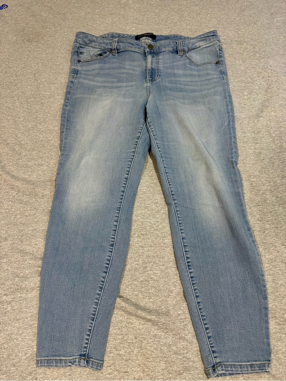 Liverpool Light Wash The Ankle Skinny Women's Jeans - 20W Stretch Denim